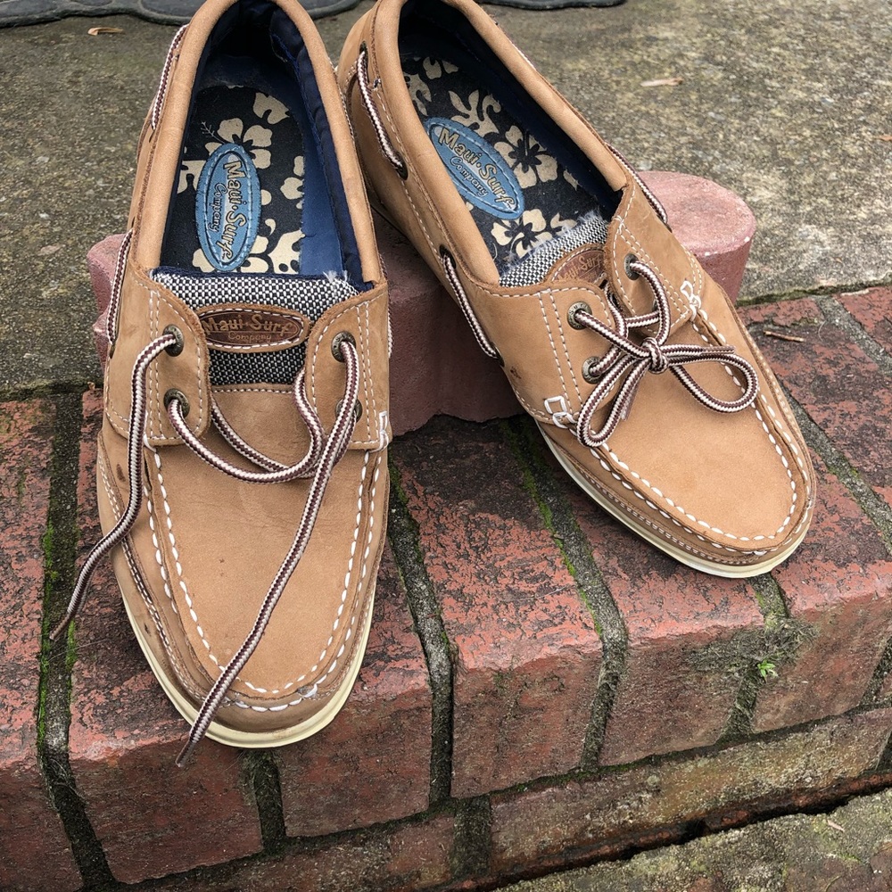 Maui Surf Men’s Size 7M Tan and  Brown Boat Shoes